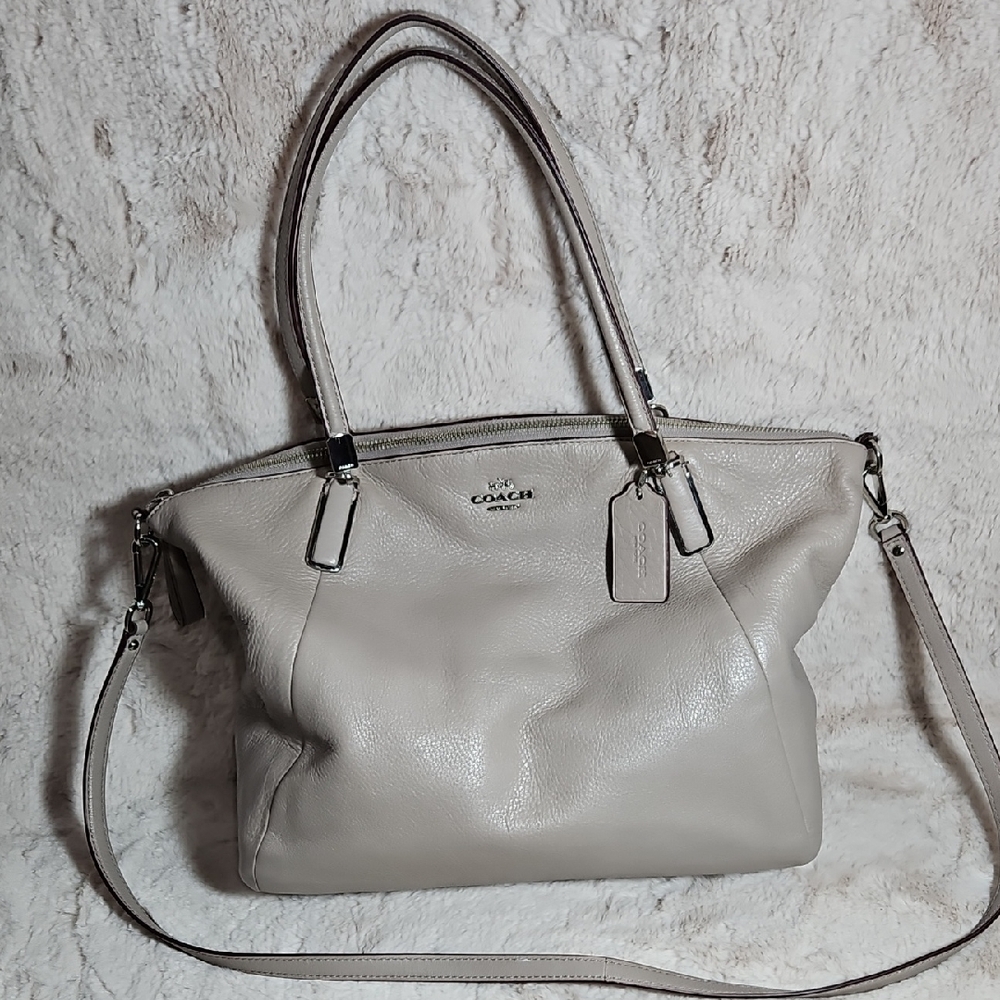 2014 Coach Madison Phoebe Gray Leather Shoulder Bag With Hangtag